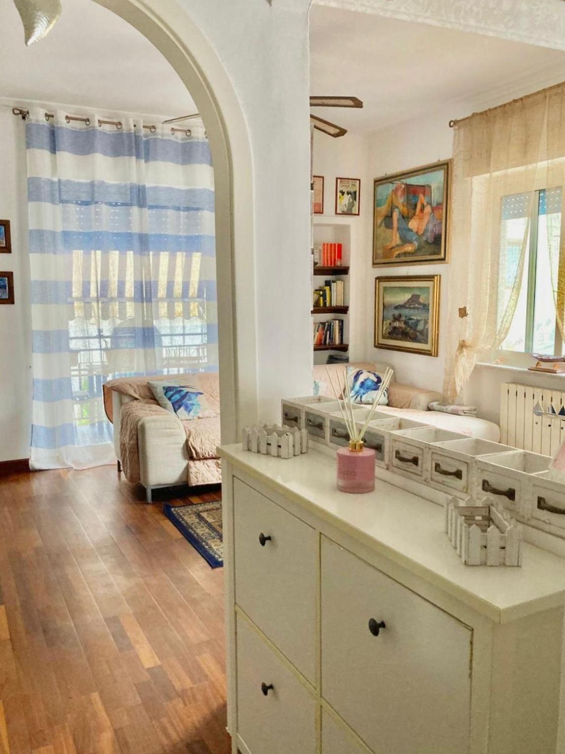 Benito'S Place Apartment บาโคลี ภายนอก รูปภาพ